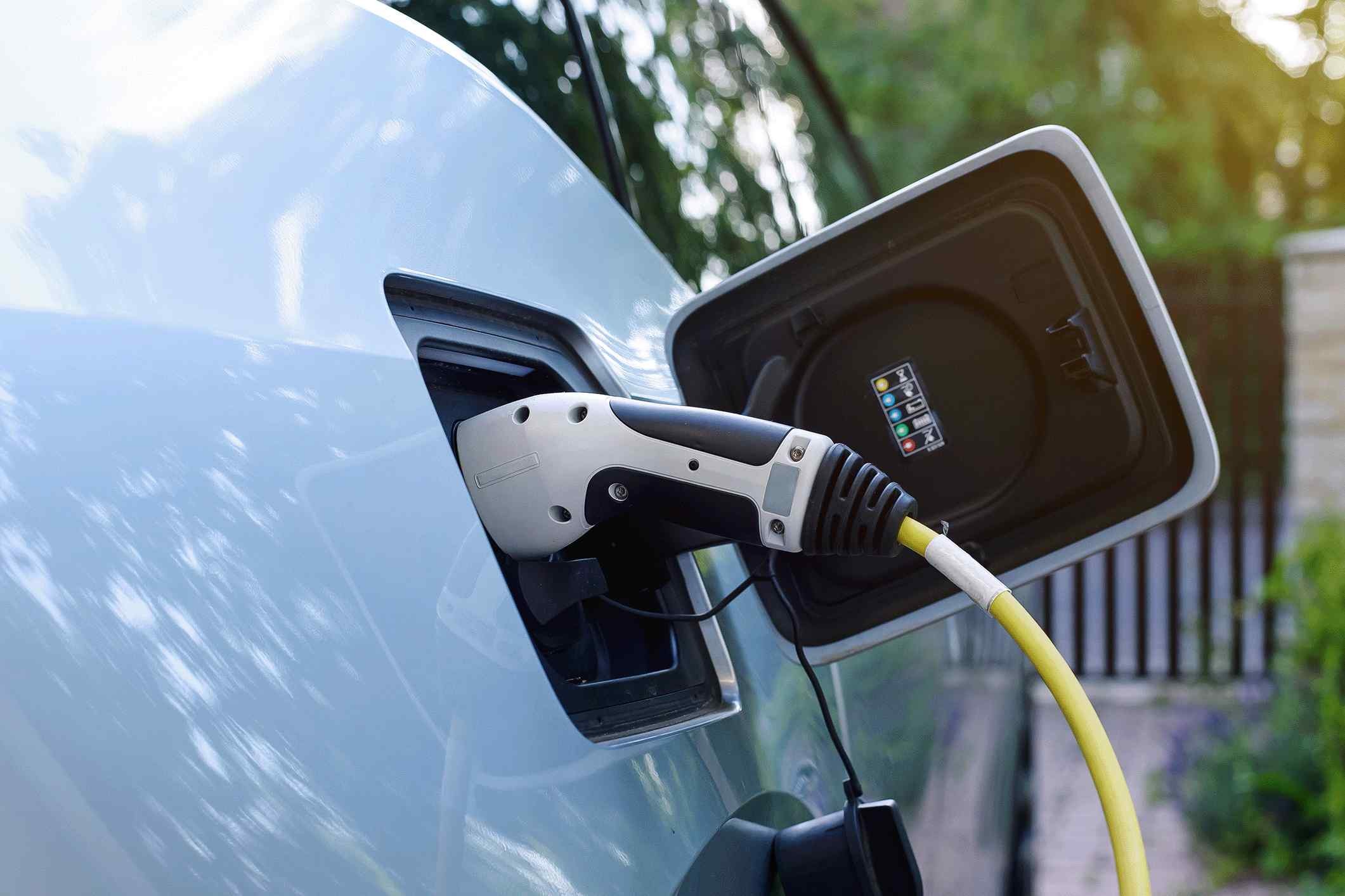 品質與服務兼備:汽車充電樁生產廠家的選擇